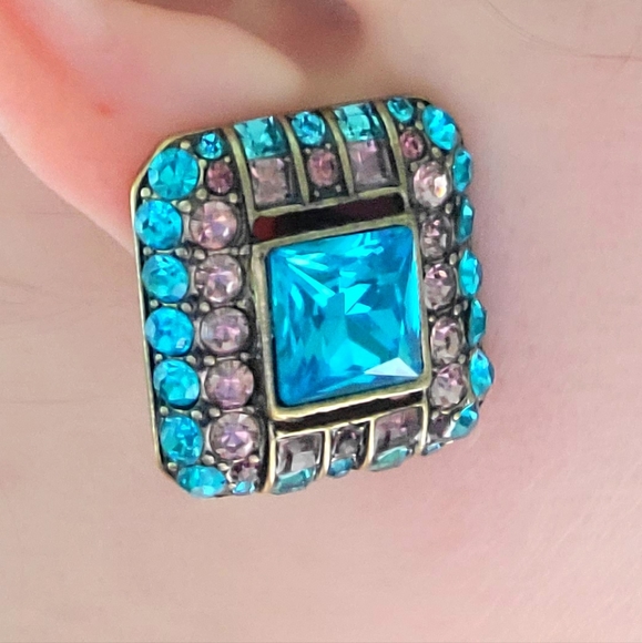 Heidi Daus Blue Topaz+Amethyst Swarovski Crystal Oversized Square Clip Earrings - Picture 10 of 13